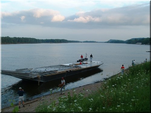Ikes Boat 014.jpg